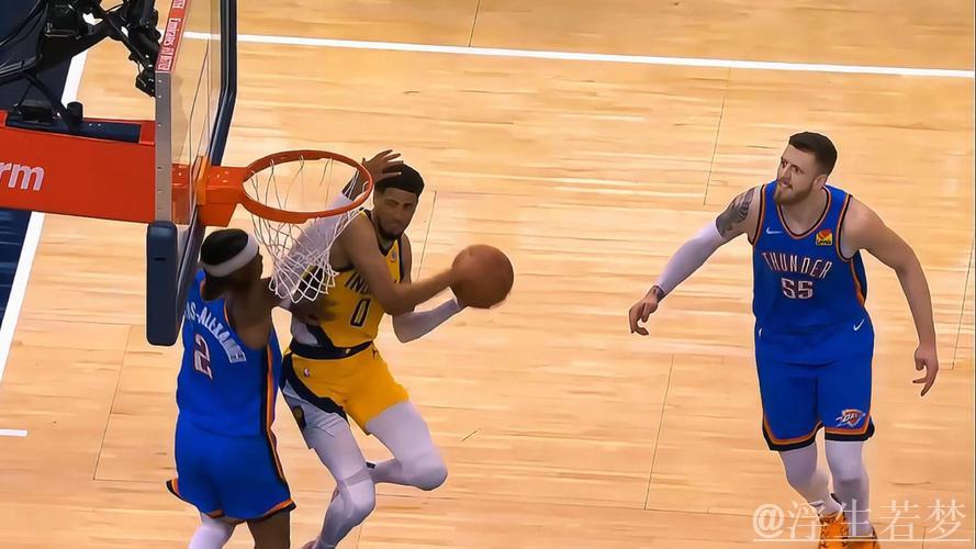 迎战亚历山大 哈利伯顿空中拉杆得分